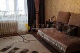 Продается 4-комнатная квартира 